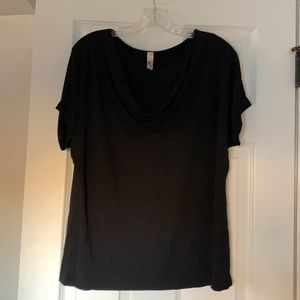 Tua black top.  Size 3X